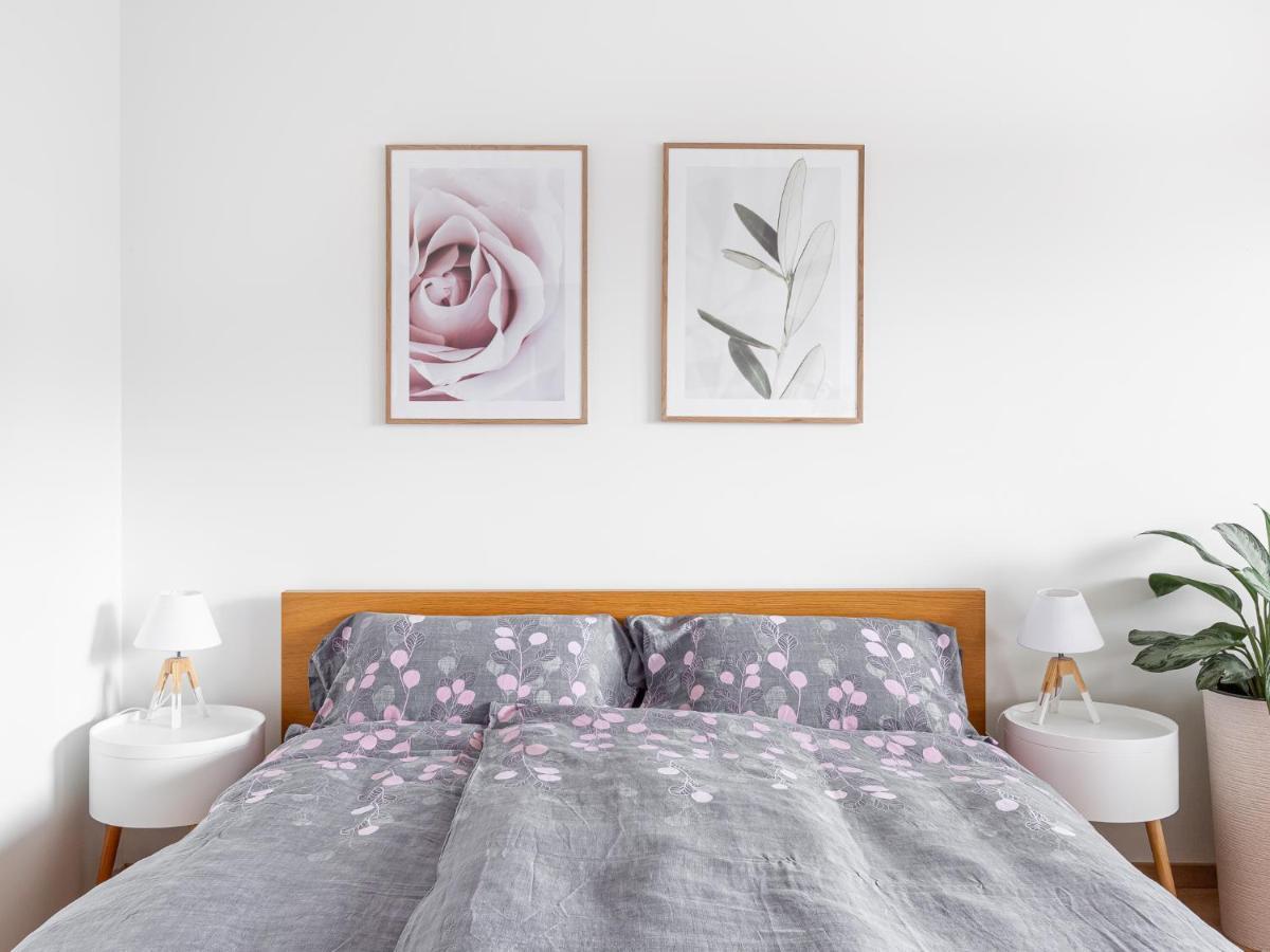 Apartma Vrtnica 5Th Floor Nova Gorica Exteriör bild
